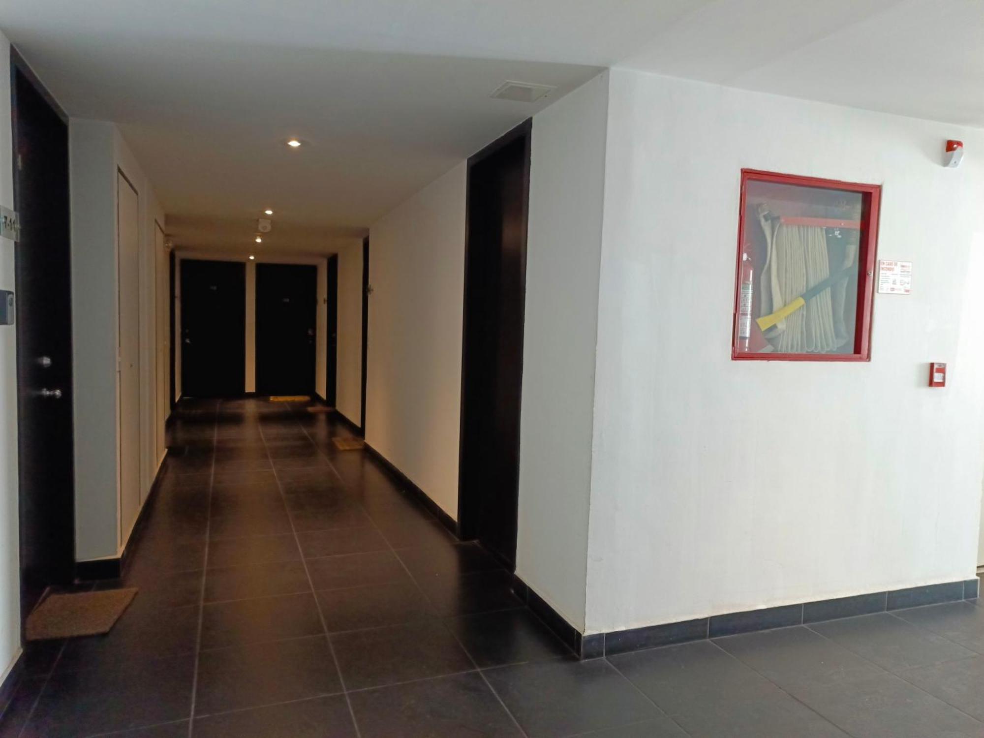 Apartamento LA MARISCAL, Sector Plaza Foch - Piso 7 - Balcón Quito Exterior foto