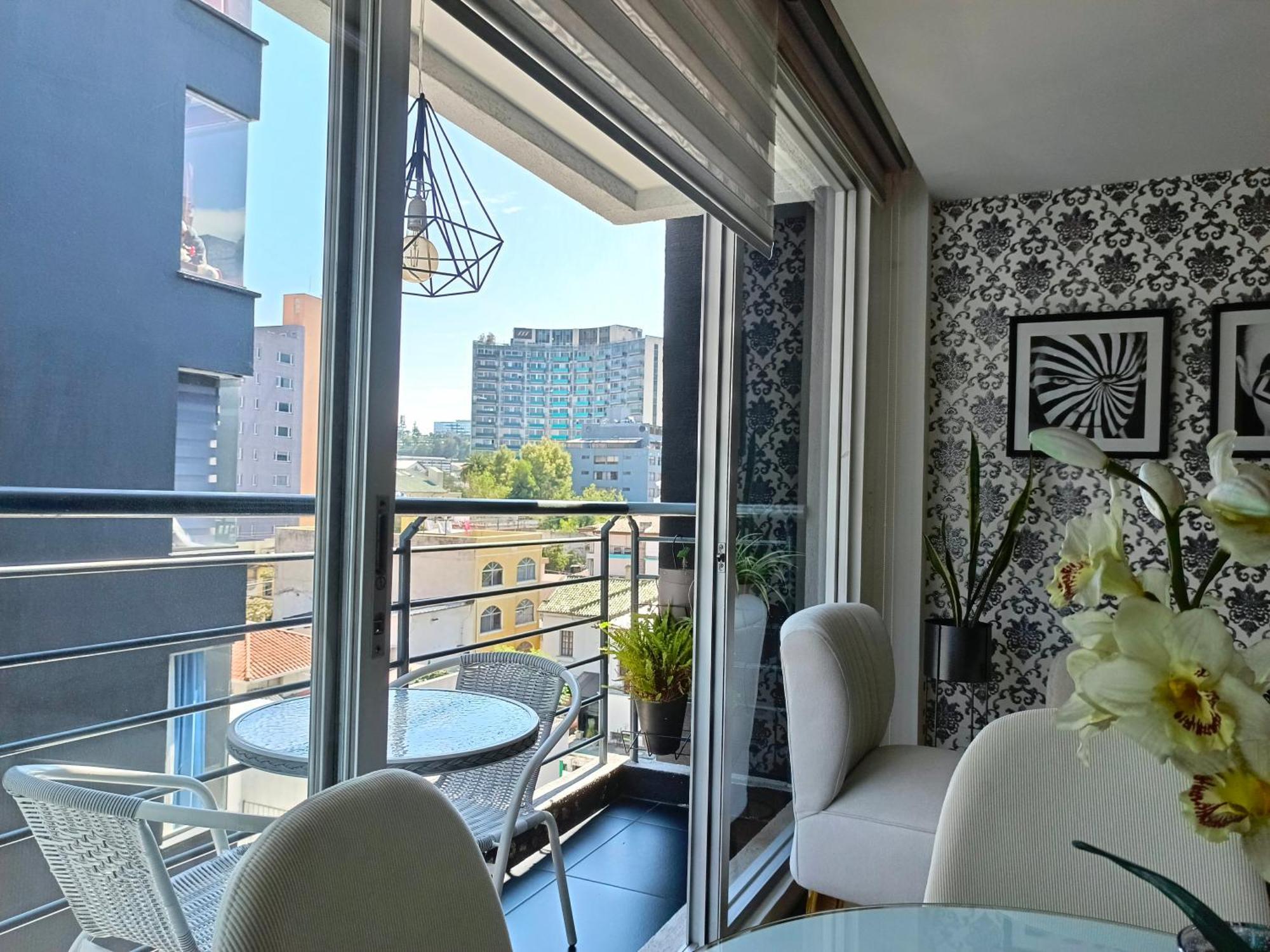 Apartamento LA MARISCAL, Sector Plaza Foch - Piso 7 - Balcón Quito Exterior foto